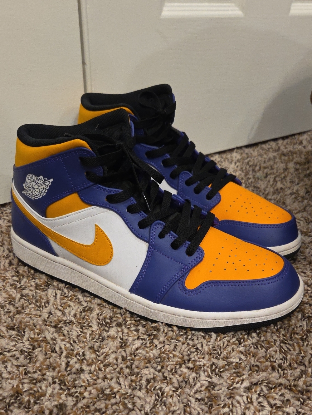 Nike Men’s High-Top Sneakers in Purple/Gold/White